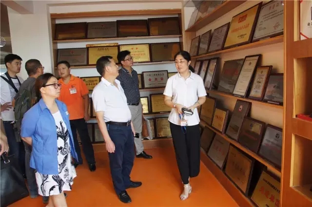 燃?xì)饪緺t,旋轉(zhuǎn)爐,熱風(fēng)循環(huán)爐,冷凍醒發(fā)箱,起酥機,組合爐-賽思達(dá)-世界級烘焙設(shè)備品牌 燃?xì)饪緺t,旋轉(zhuǎn)爐,熱風(fēng)循環(huán)爐,冷凍醒發(fā)箱,起酥機,組合爐-賽思達(dá)-世界級烘焙設(shè)備品牌