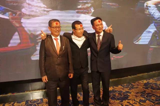 燃?xì)饪緺t,旋轉(zhuǎn)爐,熱風(fēng)循環(huán)爐,冷凍醒發(fā)箱,起酥機(jī),組合爐-賽思達(dá)-世界級(jí)烘焙設(shè)備品牌 燃?xì)饪緺t,旋轉(zhuǎn)爐,熱風(fēng)循環(huán)爐,冷凍醒發(fā)箱,起酥機(jī),組合爐-賽思達(dá)-世界級(jí)烘焙設(shè)備品牌