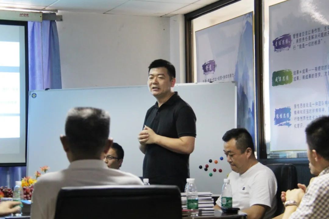 【賽思達(dá)烤箱】董事長(zhǎng)參加《打造行業(yè)“1+1>2”聚合效應(yīng)》會(huì)議 【賽思達(dá)烤箱】董事長(zhǎng)參加《打造行業(yè)“1+1>2”聚合效應(yīng)》會(huì)議